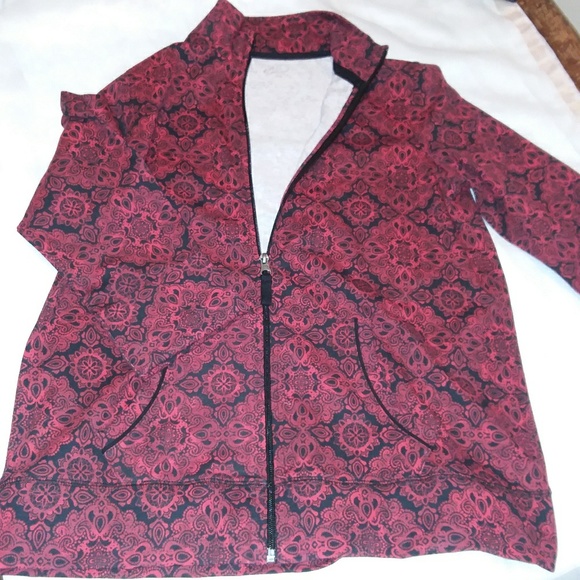 🎈🎈Two for One Tops🤗 - Picture 3 of 5